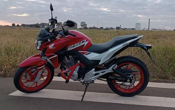 HONDA CB TWISTER ABS 